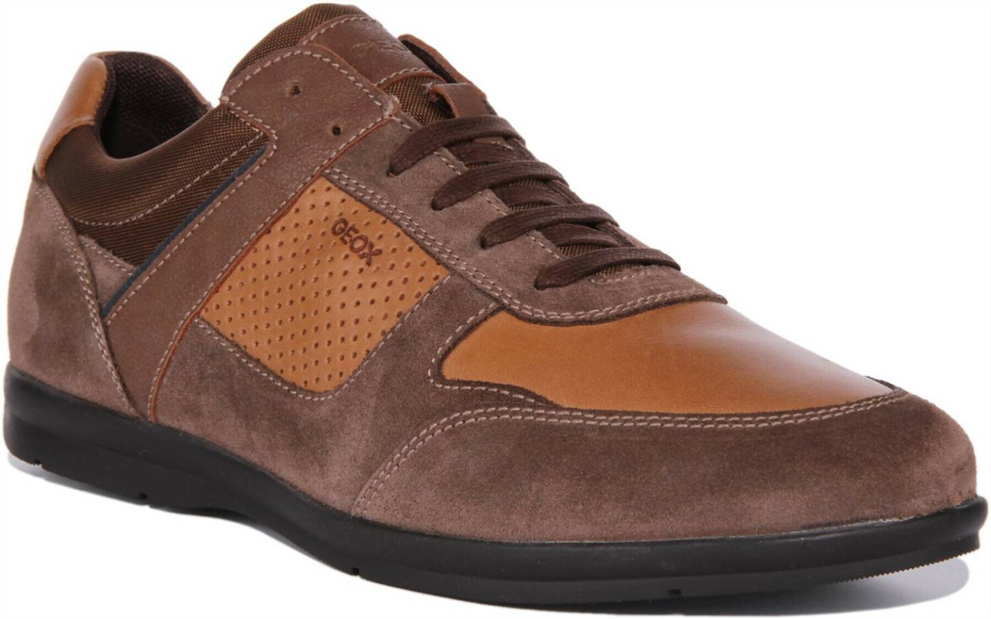 Sneakers Geox Model U Adrien C6002 brown