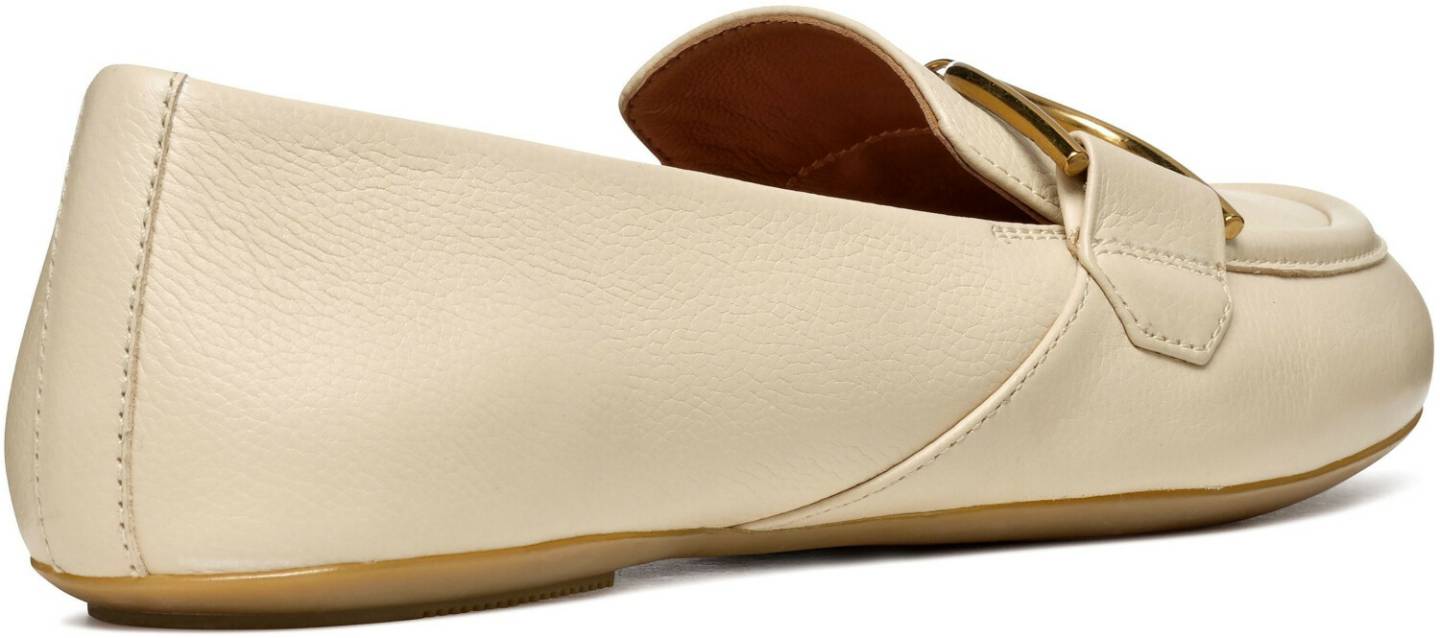 Zapatos cerrados de mujer Geox D PALMARIA J Loafer Slipper beige